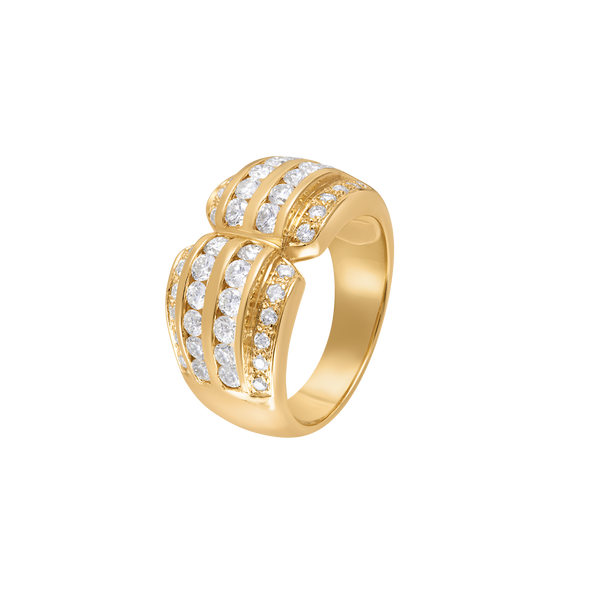 Ring Large And Small Diamonds