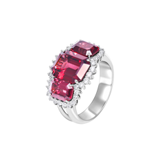 Ring White Gold Red Spinel