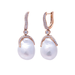 Earrings White Baroque Pearl